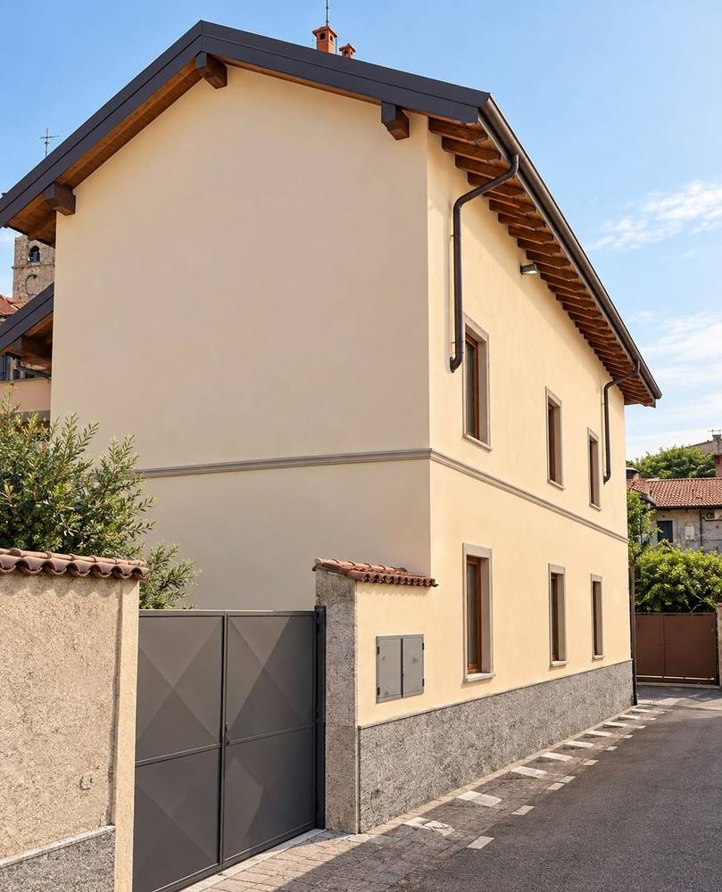 Lo stesso angolo della corte a ricostruzione ultimata, Legnano (MI)