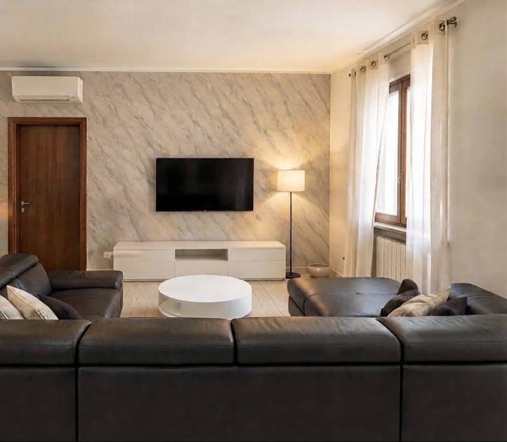 Soggiorno del bilocale, Legnano (MI)